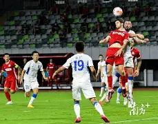 中年男性面,临子女问题,赵本山警示,江南体育平台,江南体育官方网站,江南体育登录入口,江南体育app下载