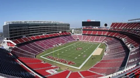 王上源拼尽全力：黄牌、失误、滑倒与射门受阻瞬间